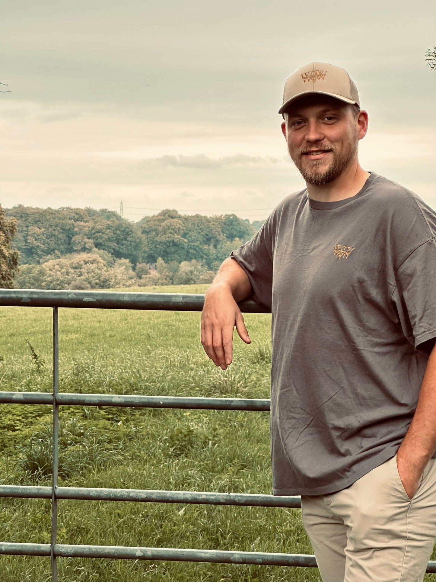 WanderWest Campfire Tee – Charcoal - WanderWest