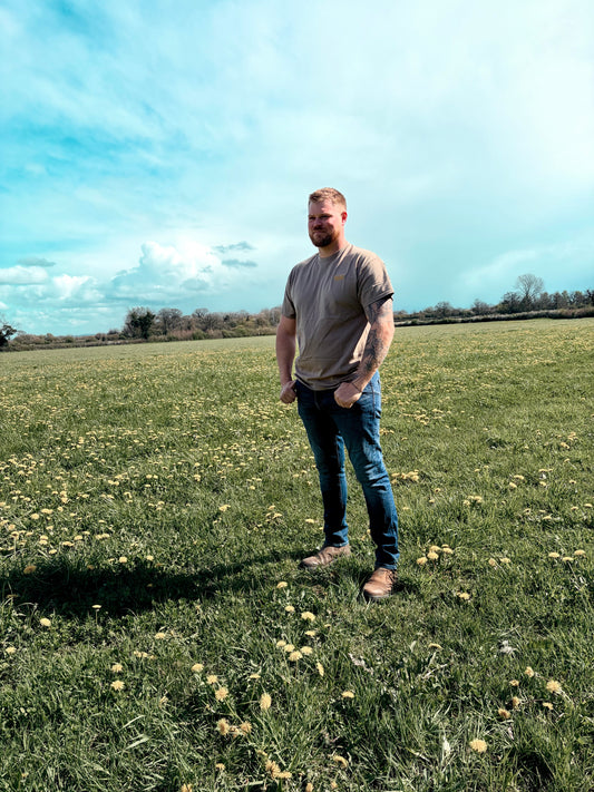 Longhorn Bull Skull Outrider Tee – Brown Savanna